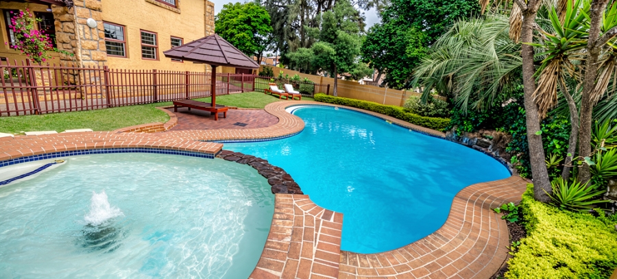 2 Bedroom Property for Sale in Douglasdale Gauteng