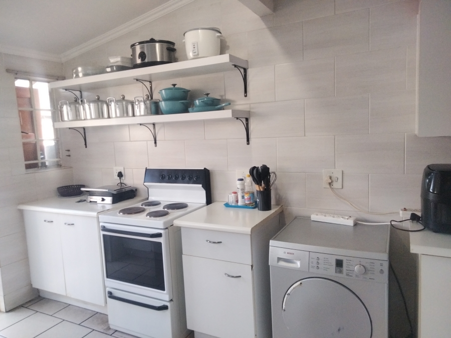 2 Bedroom Property for Sale in Sundowner Gauteng