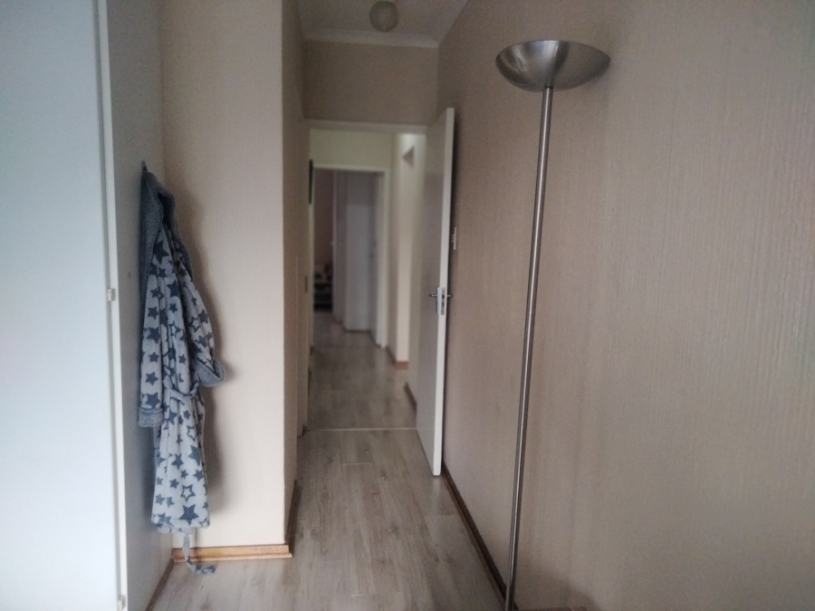 2 Bedroom Property for Sale in Sundowner Gauteng