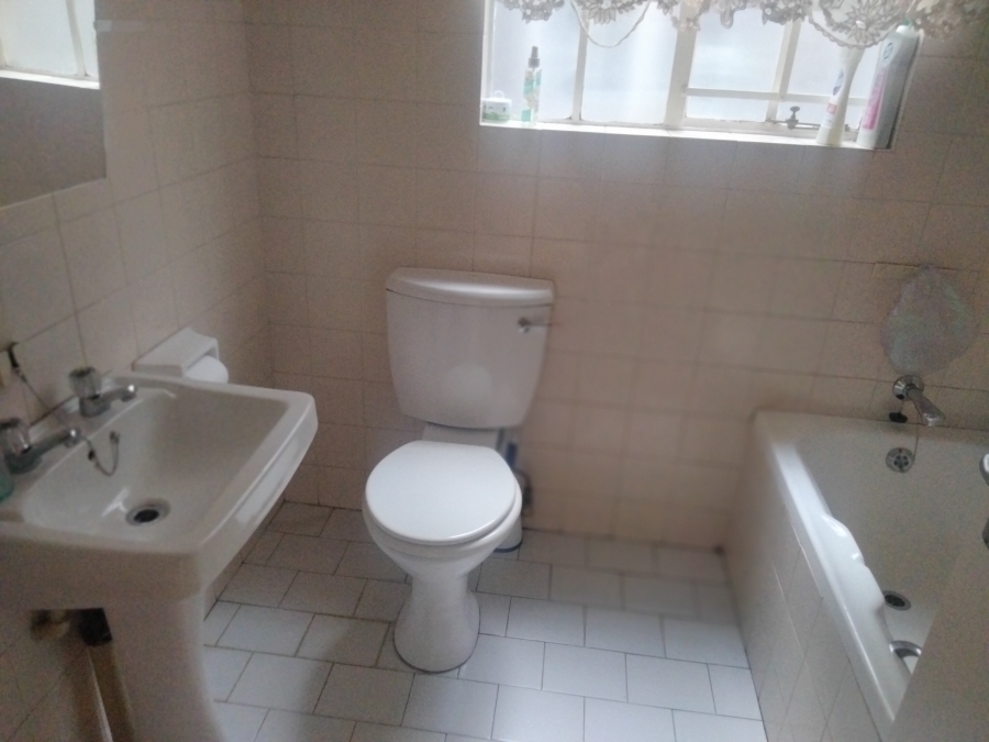 2 Bedroom Property for Sale in Sundowner Gauteng