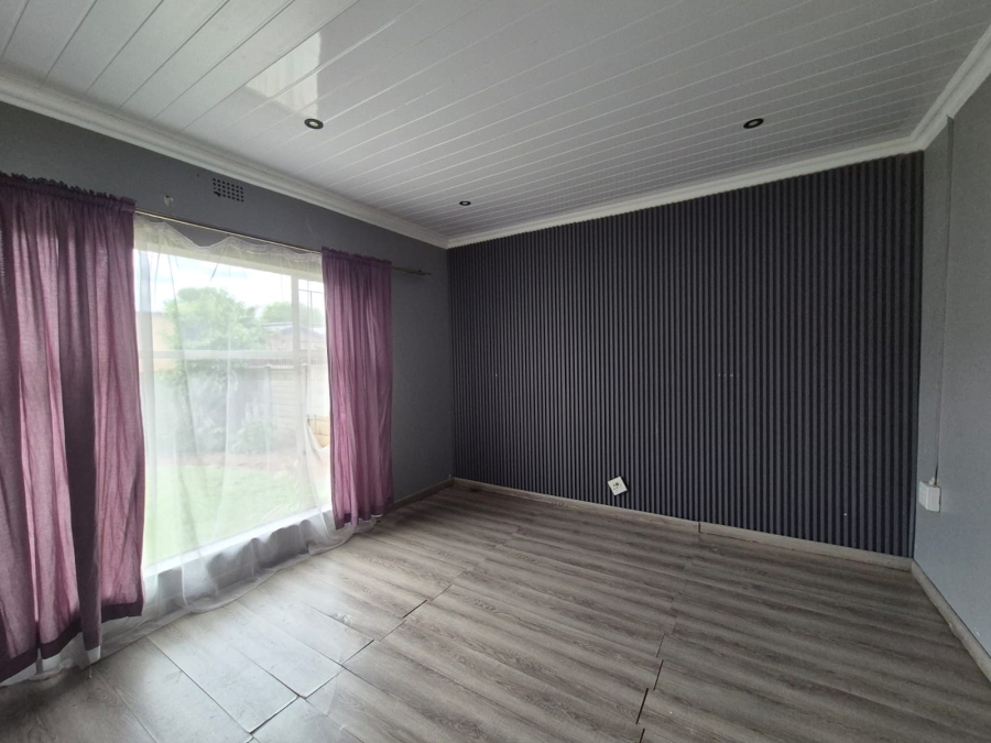 3 Bedroom Property for Sale in Vanderbijlpark SE 2 Gauteng