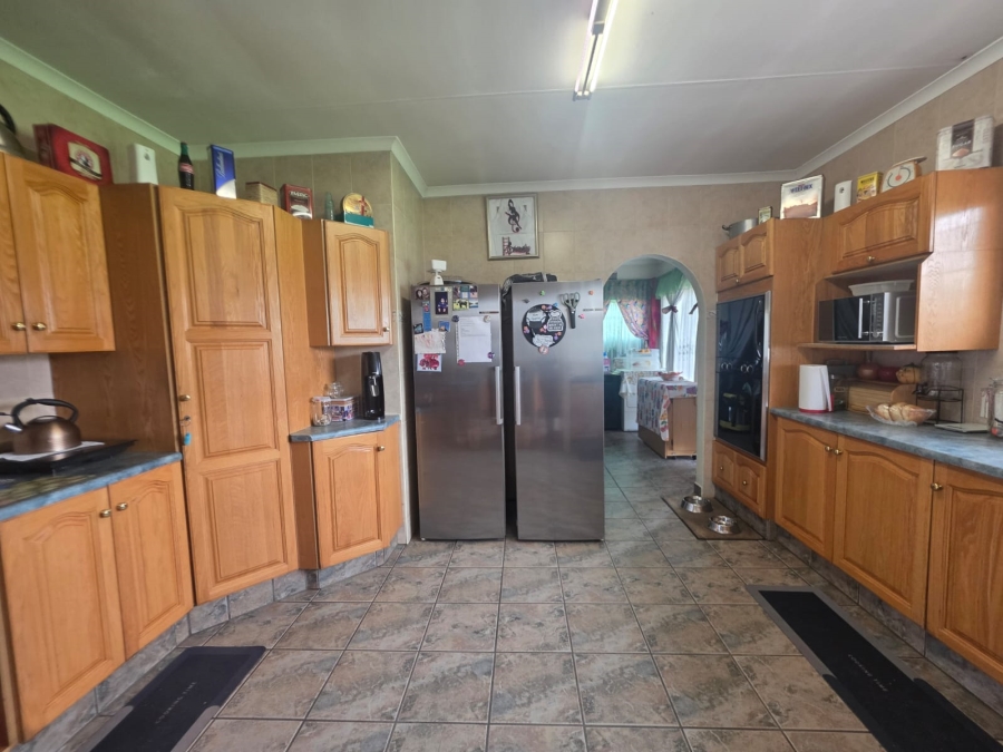4 Bedroom Property for Sale in Vanderbijlpark Sw 2 Gauteng