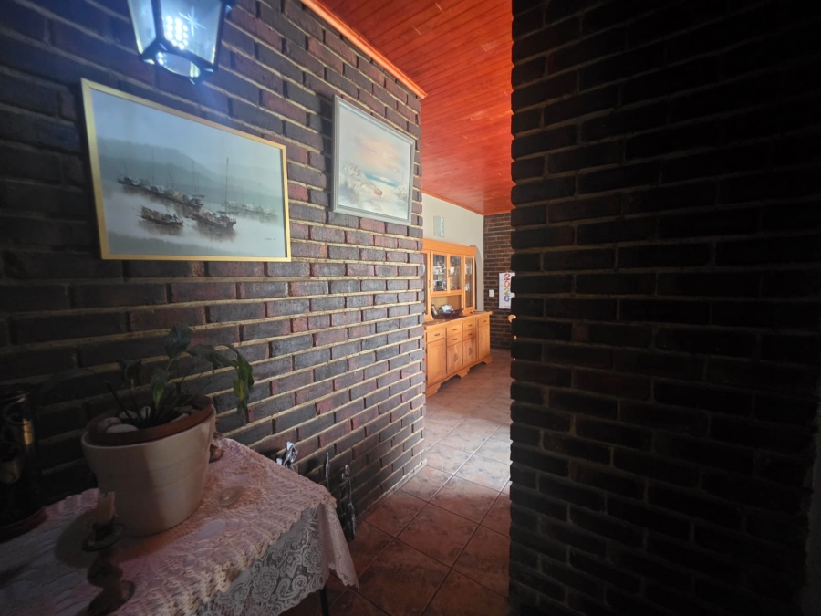 4 Bedroom Property for Sale in Vanderbijlpark Sw 2 Gauteng