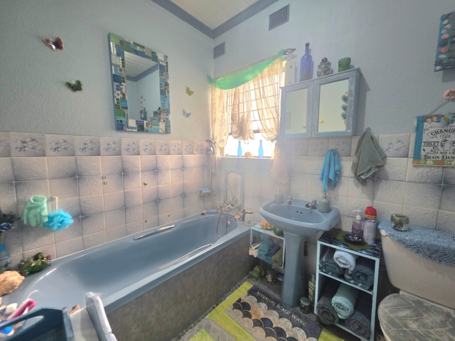 4 Bedroom Property for Sale in Vanderbijlpark Sw 2 Gauteng