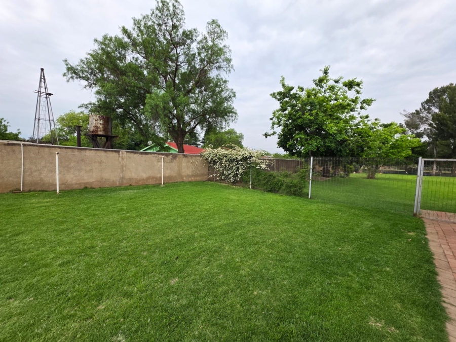 3 Bedroom Property for Sale in Kookrus Gauteng