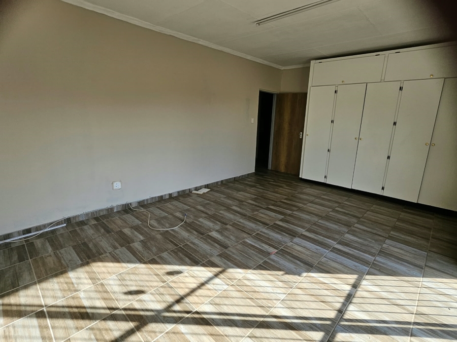 3 Bedroom Property for Sale in Kookrus Gauteng