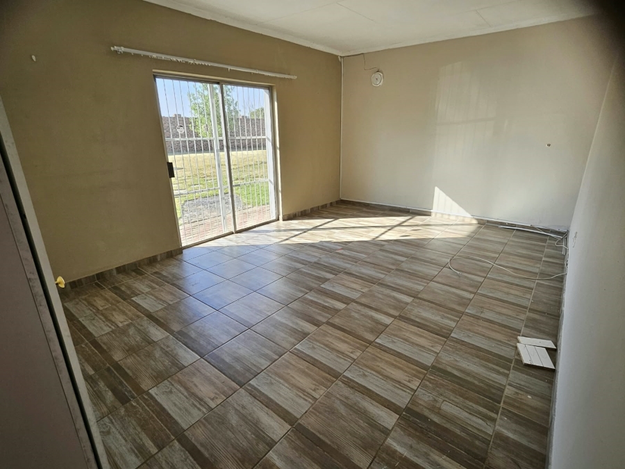 3 Bedroom Property for Sale in Kookrus Gauteng