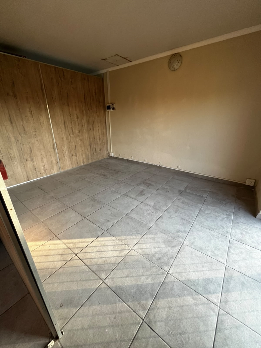 3 Bedroom Property for Sale in Kookrus Gauteng