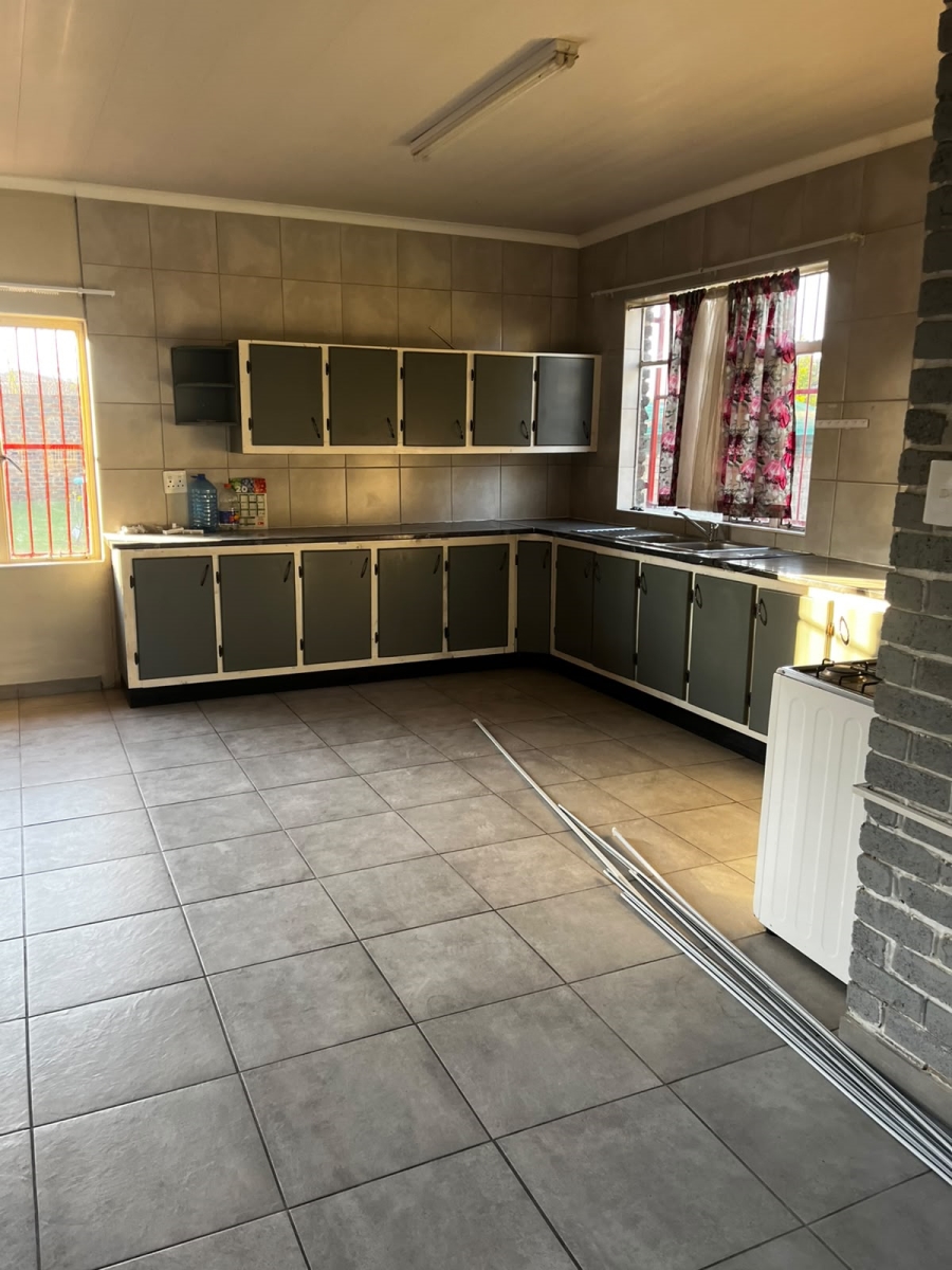 3 Bedroom Property for Sale in Kookrus Gauteng