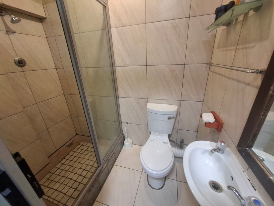 5 Bedroom Property for Sale in Amandasig Gauteng
