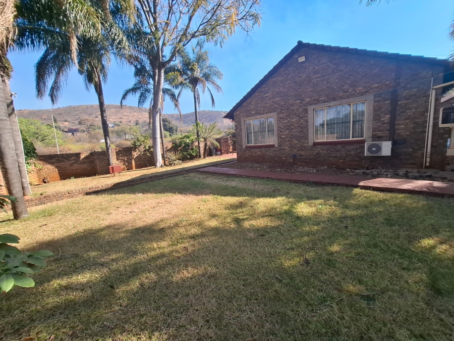 5 Bedroom Property for Sale in Amandasig Gauteng