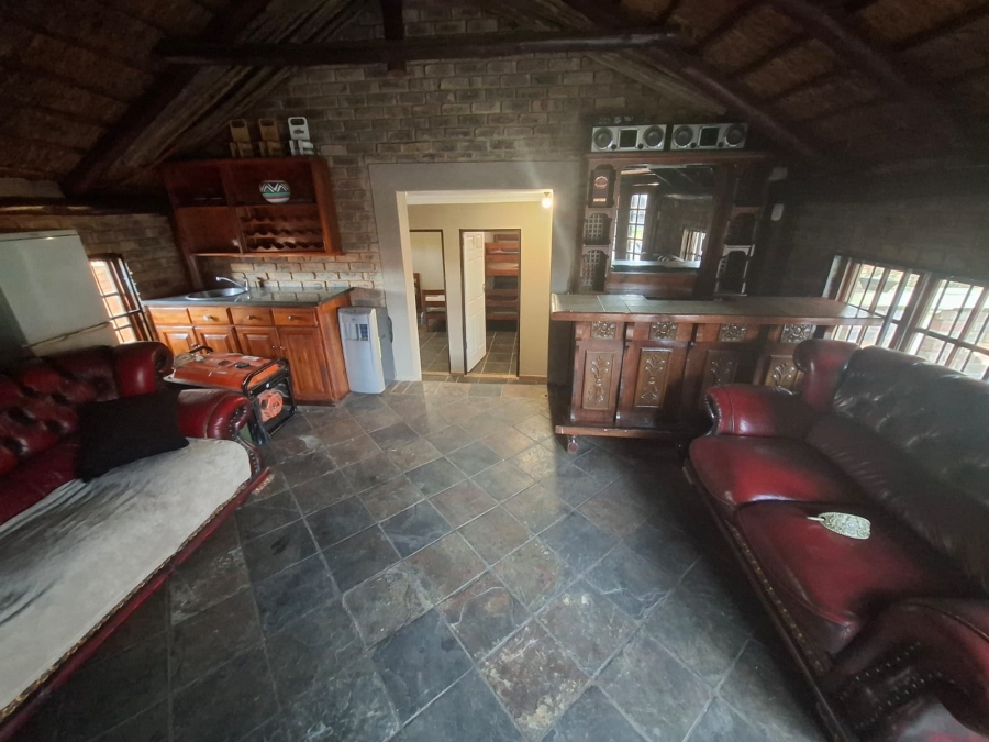5 Bedroom Property for Sale in Amandasig Gauteng