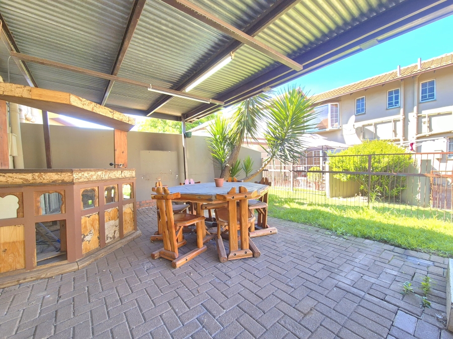 2 Bedroom Property for Sale in  Dalpark Ext 11 Gauteng