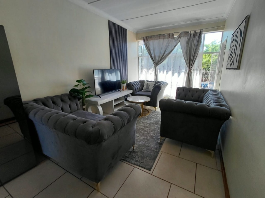 2 Bedroom Property for Sale in Brakpan Central Gauteng