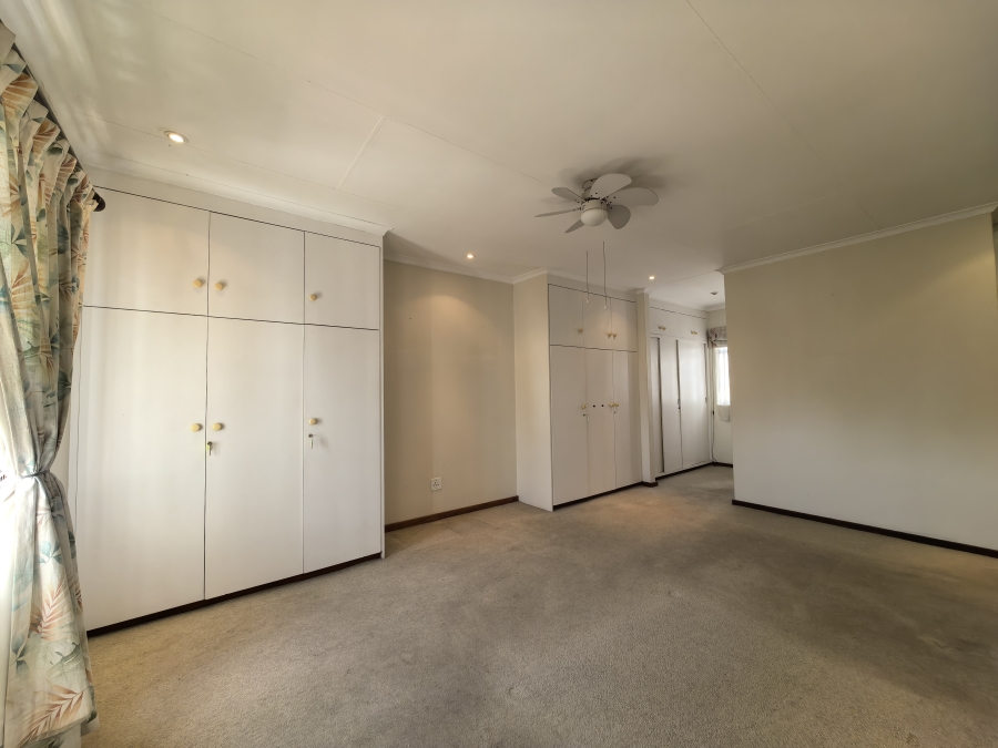 2 Bedroom Property for Sale in Bromhof Gauteng