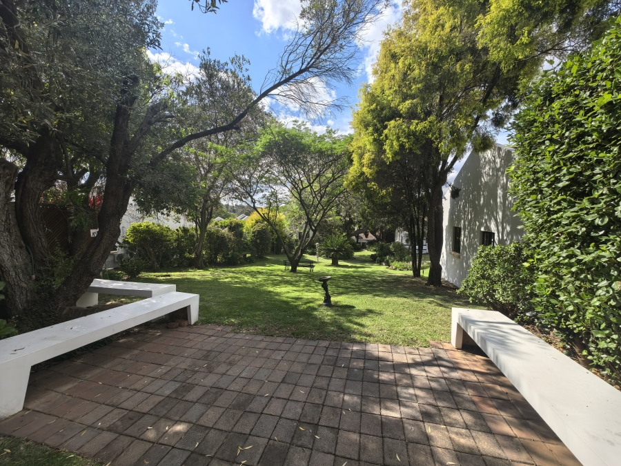 2 Bedroom Property for Sale in Bromhof Gauteng