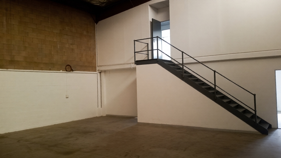 To Let Commercial Property for Rent in Meadowdale Gauteng