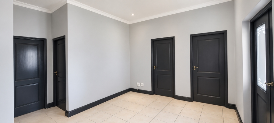 4 Bedroom Property for Sale in Sunward Park Gauteng