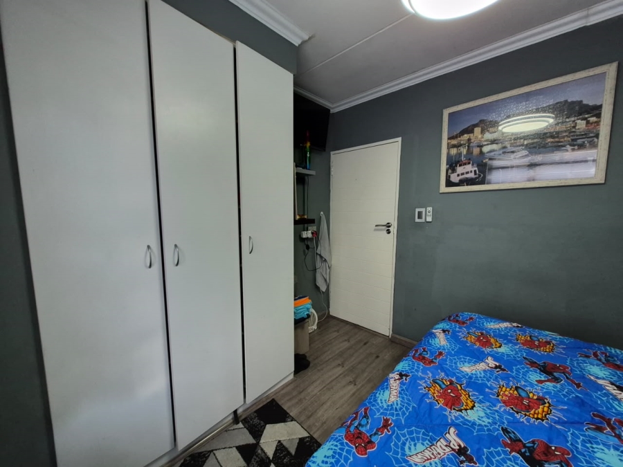 2 Bedroom Property for Sale in Parkrand Gauteng