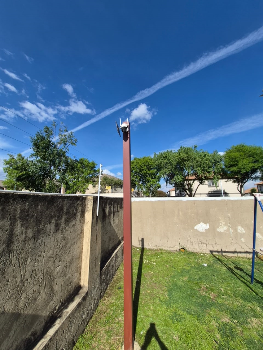 2 Bedroom Property for Sale in Parkrand Gauteng