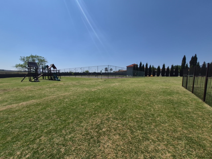 2 Bedroom Property for Sale in Parkrand Gauteng