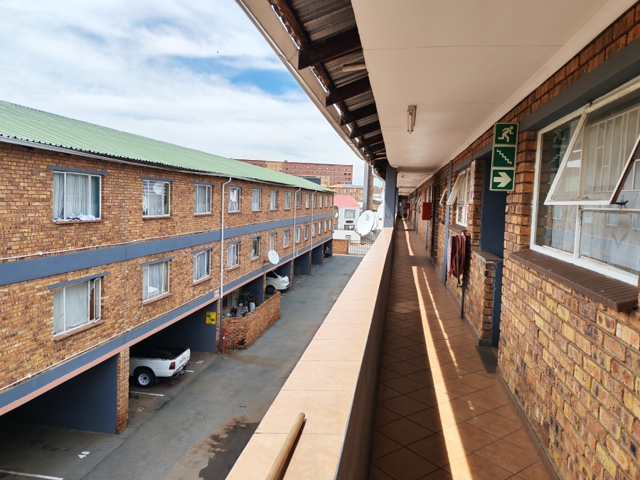 2 Bedroom Property for Sale in Kempton Park Central Gauteng