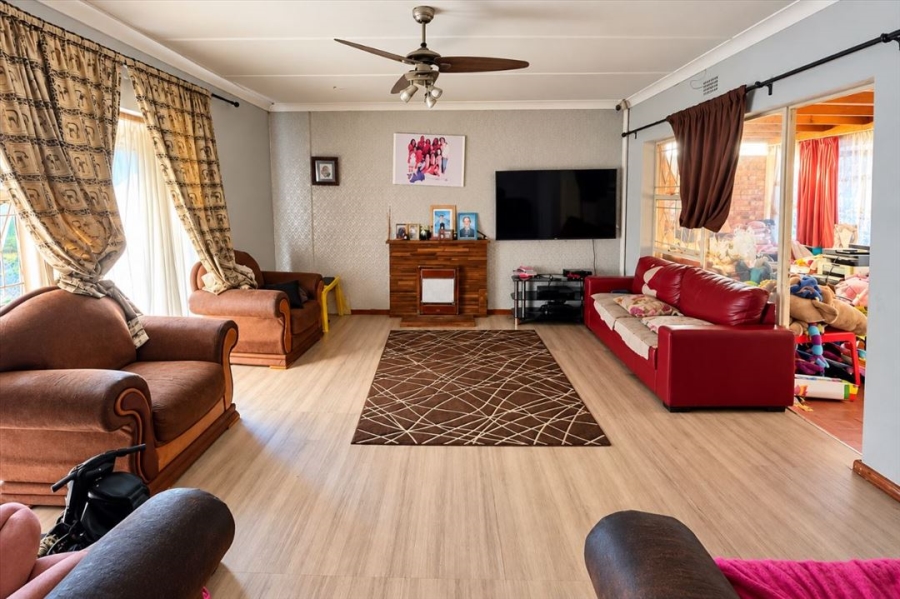 3 Bedroom Property for Sale in Allen Grove Gauteng