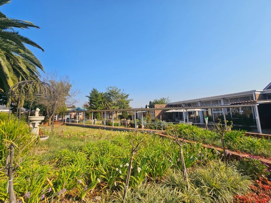 1 Bedroom Property for Sale in Albertville Gauteng