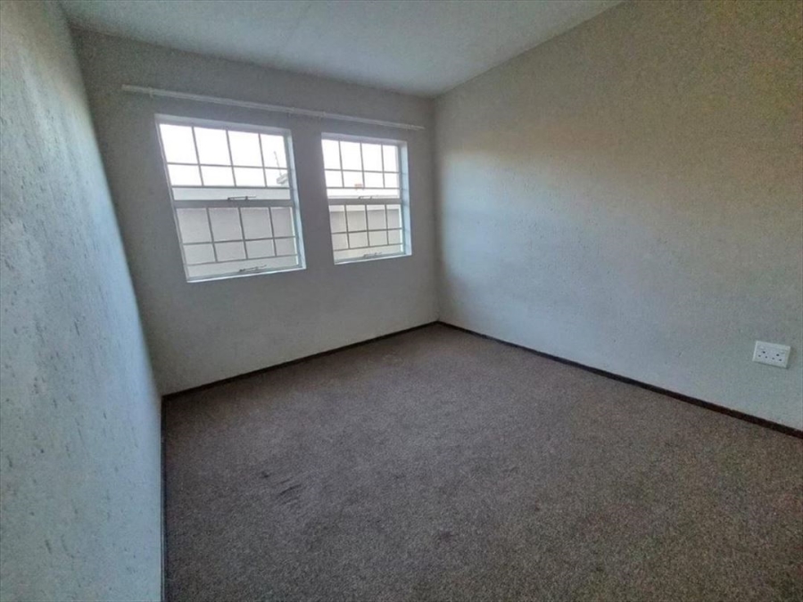 2 Bedroom Property for Sale in Rynfield Gauteng