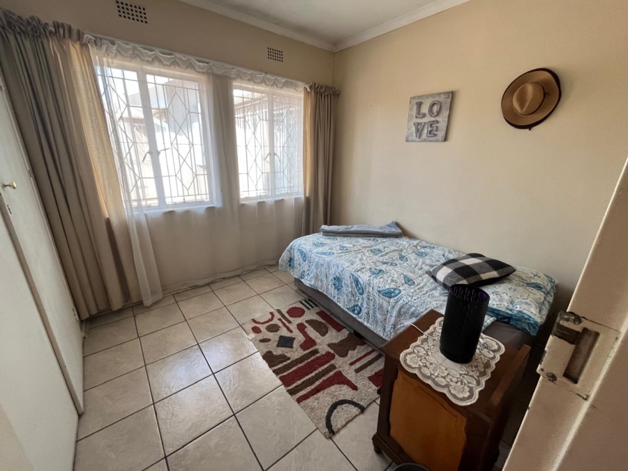 4 Bedroom Property for Sale in Brackendowns Gauteng