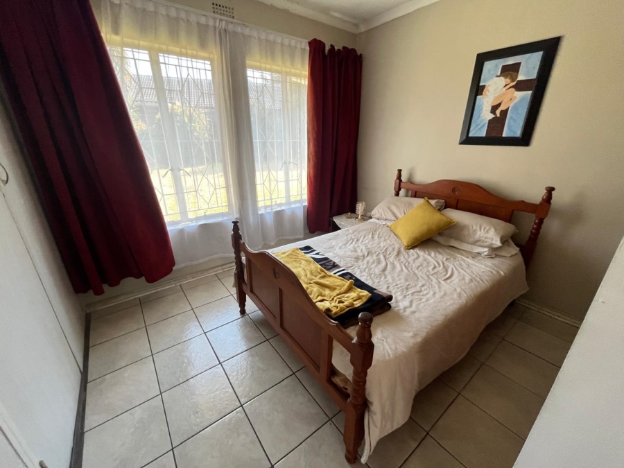 4 Bedroom Property for Sale in Brackendowns Gauteng