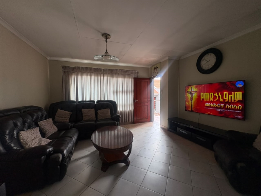 2 Bedroom Property for Sale in Bedfordview Gauteng