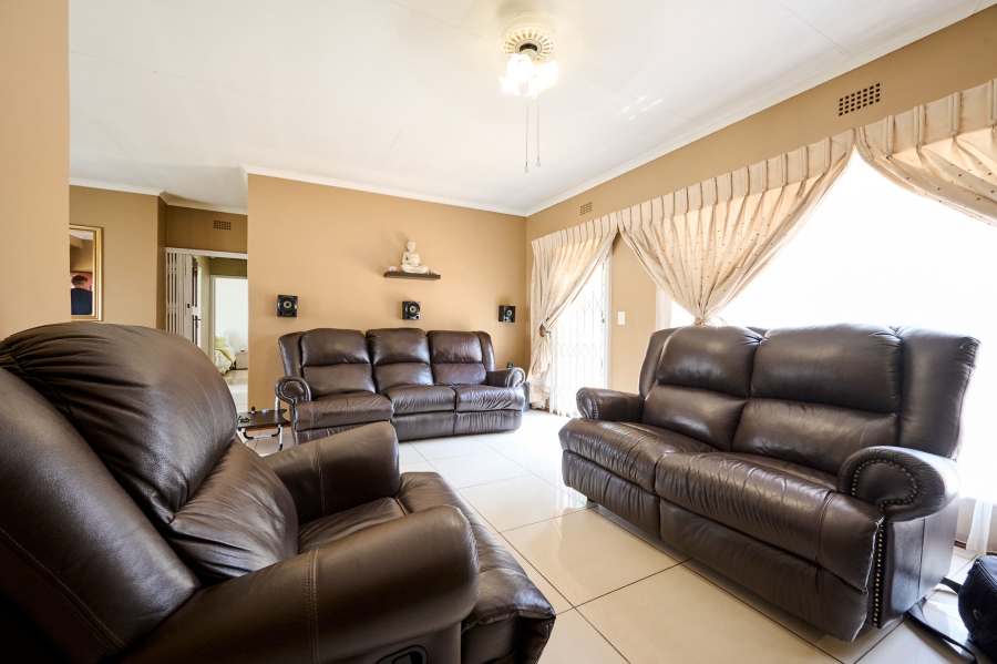 3 Bedroom Property for Sale in Noordwyk Gauteng