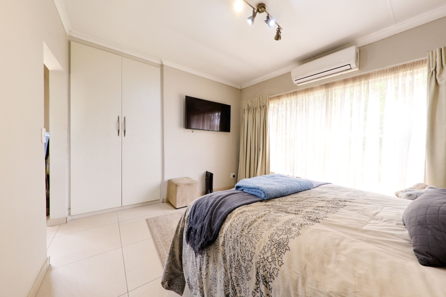 3 Bedroom Property for Sale in Noordwyk Gauteng