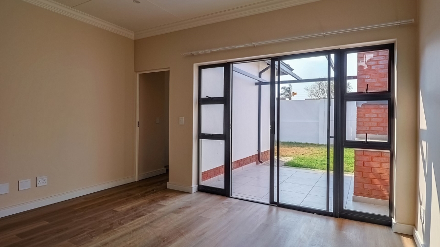 To Let 3 Bedroom Property for Rent in Rietvalleirand Gauteng