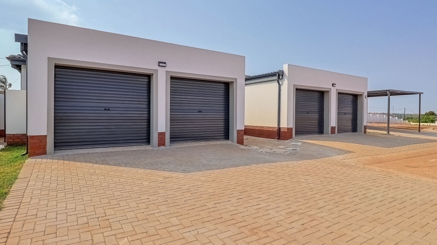 To Let 3 Bedroom Property for Rent in Rietvalleirand Gauteng