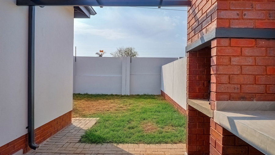 To Let 3 Bedroom Property for Rent in Rietvalleirand Gauteng
