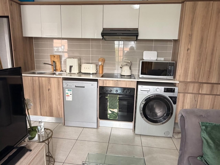 To Let 1 Bedroom Property for Rent in Linbro Park Gauteng