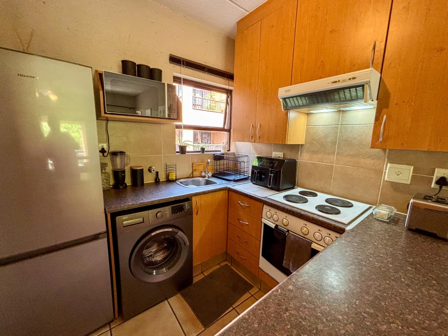 1 Bedroom Property for Sale in Pineslopes Gauteng