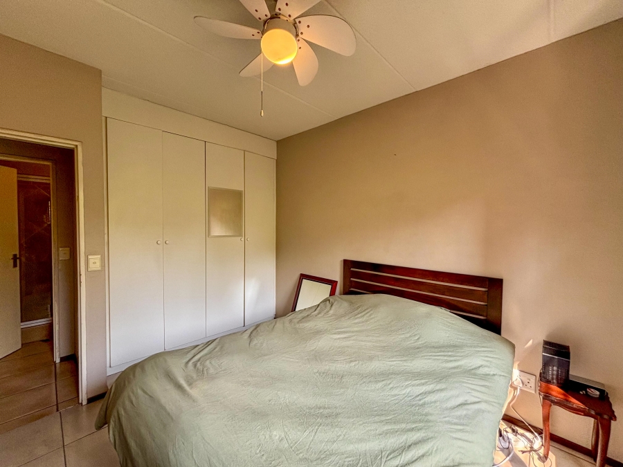 1 Bedroom Property for Sale in Pineslopes Gauteng