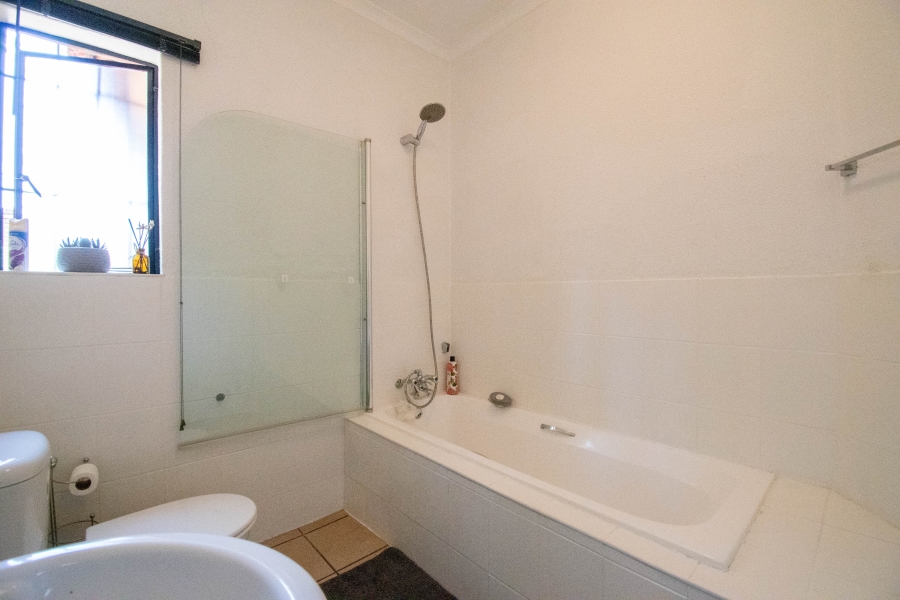 3 Bedroom Property for Sale in Ferndale Gauteng