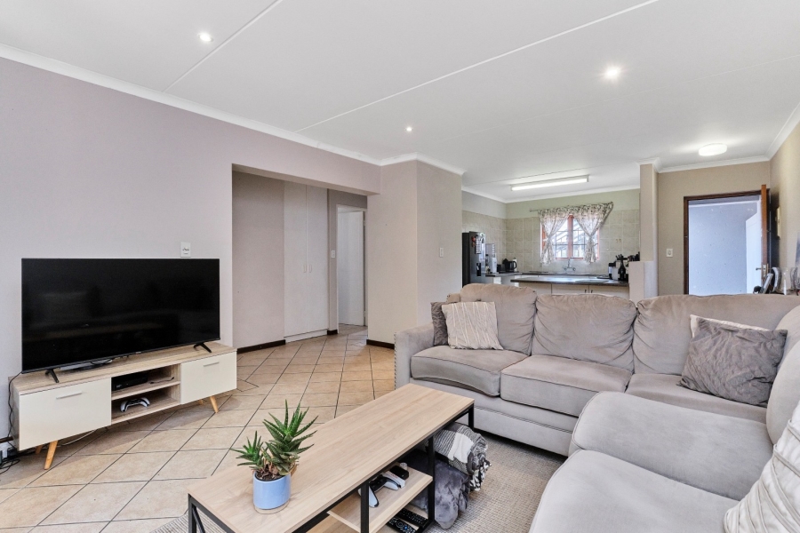 2 Bedroom Property for Sale in Bryanston Gauteng