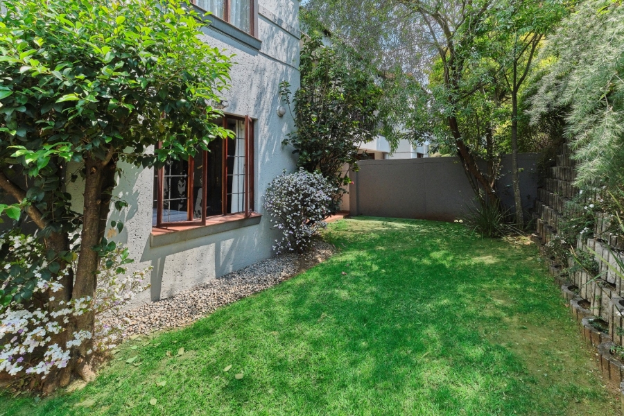 2 Bedroom Property for Sale in Bryanston Gauteng