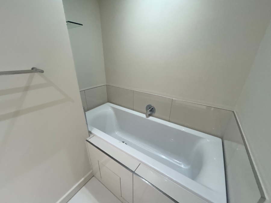 To Let 2 Bedroom Property for Rent in Rosebank Gauteng