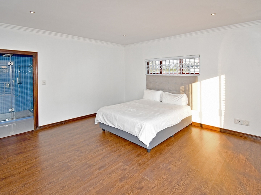 6 Bedroom Property for Sale in Bryanston Gauteng