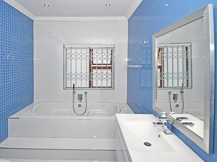 6 Bedroom Property for Sale in Bryanston Gauteng