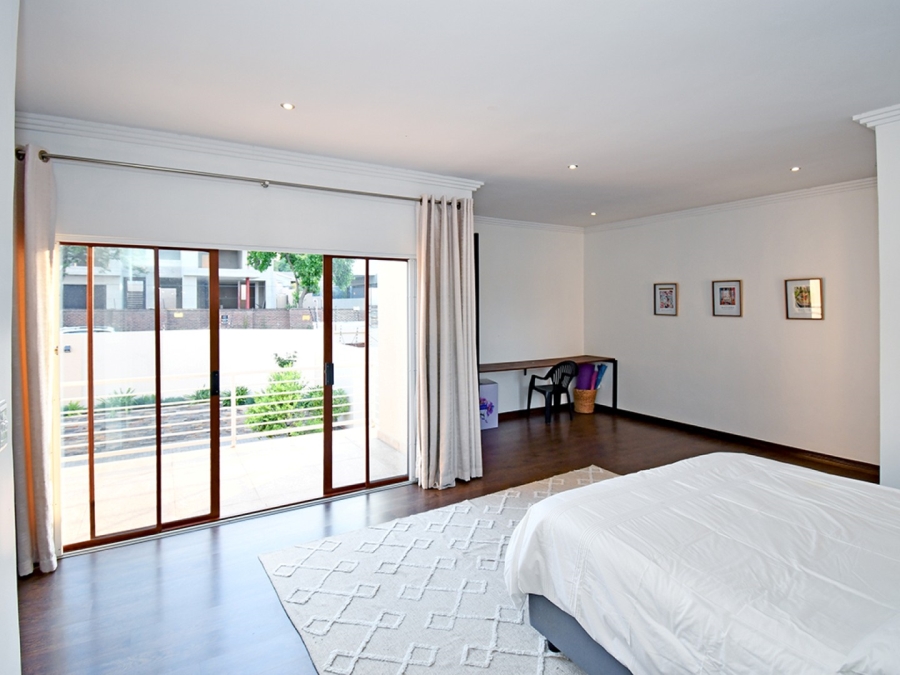 6 Bedroom Property for Sale in Bryanston Gauteng