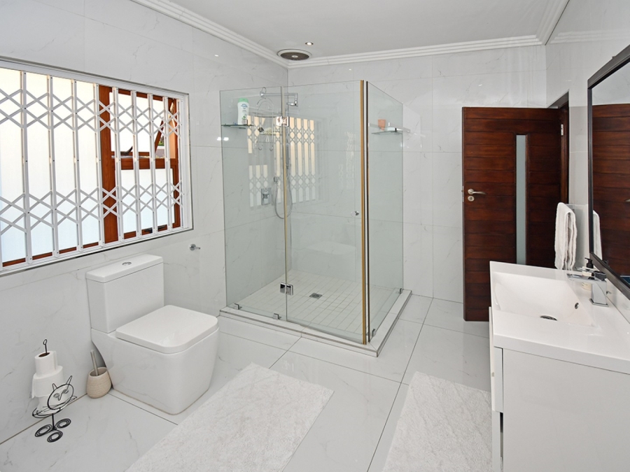 6 Bedroom Property for Sale in Bryanston Gauteng