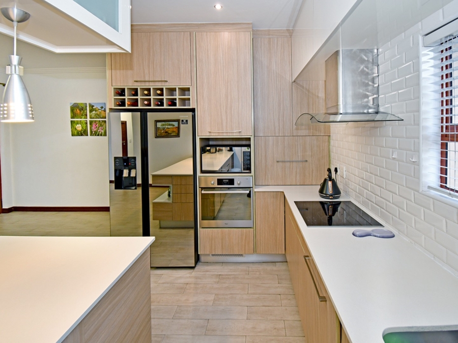 6 Bedroom Property for Sale in Bryanston Gauteng