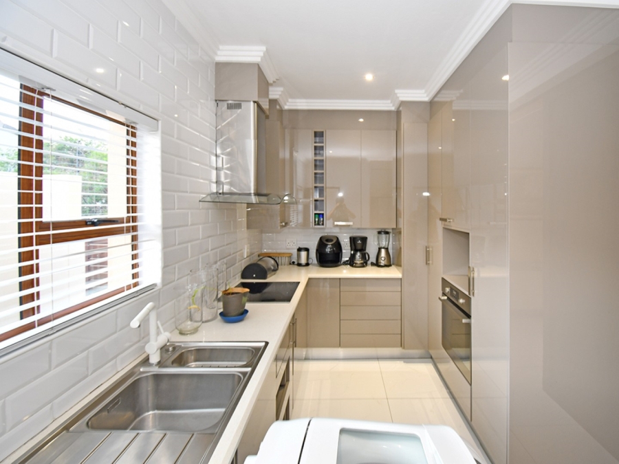 6 Bedroom Property for Sale in Bryanston Gauteng